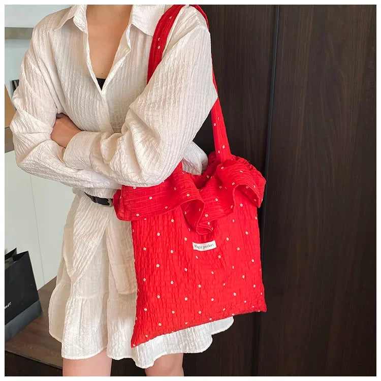 Elegant Floral Embroidered Ladies Shoulder Bag