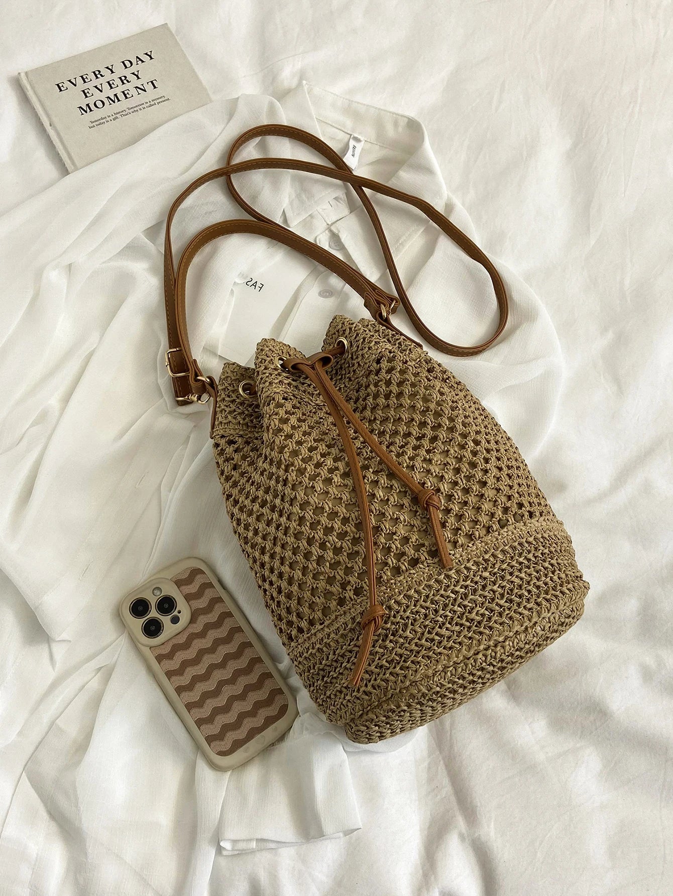 Elegance Woven Women's Straw Handbag