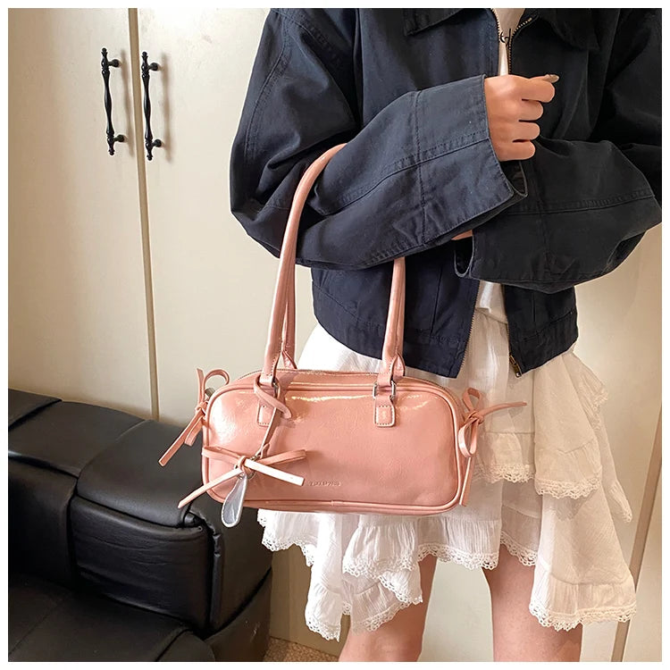 Elegance Boston Bag - Chic Women's Shoulder Handbag