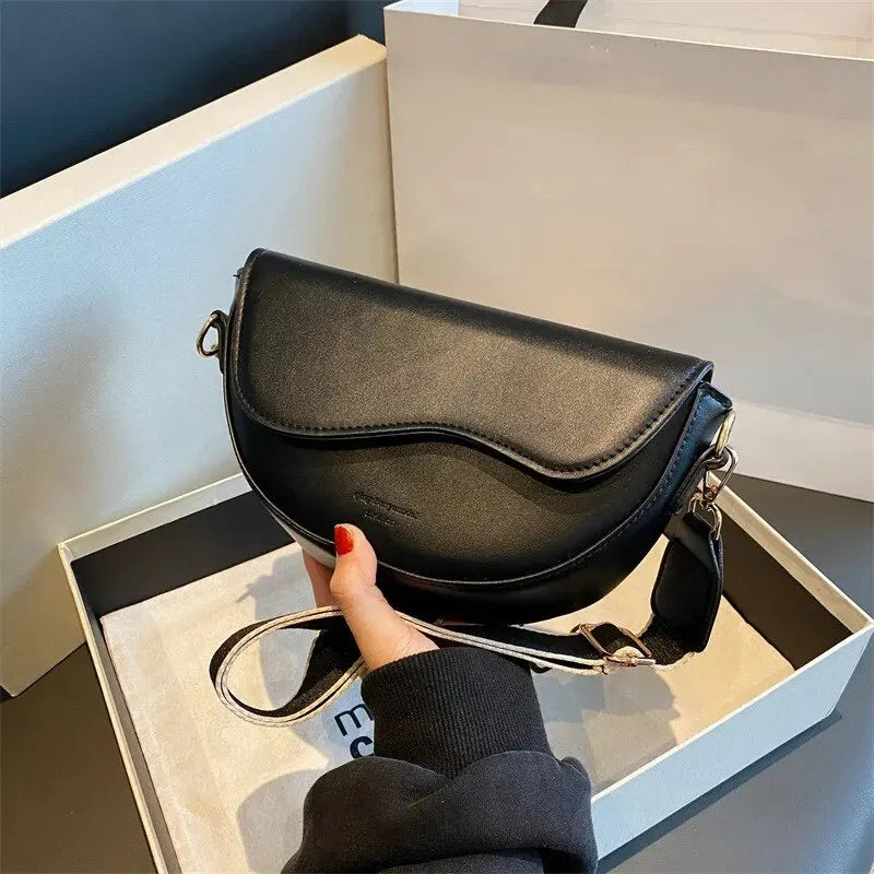 Exquisite Vintage Saddle Shoulder Bag - PU Leather