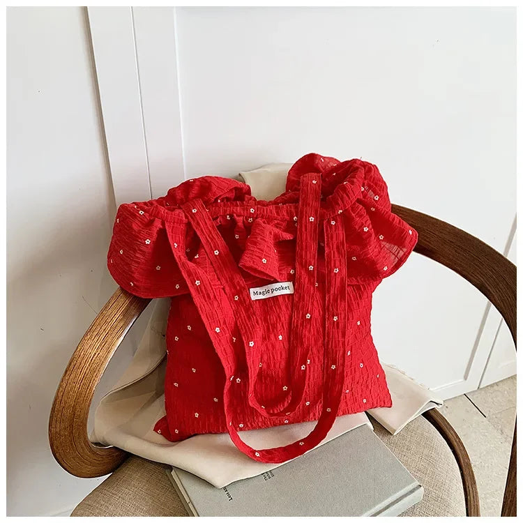 Elegant Floral Embroidered Ladies Shoulder Bag