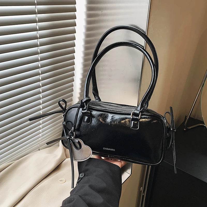 Elegance Boston Bag - Chic Women's Shoulder Handbag
