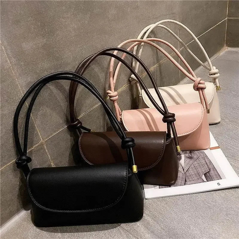 Elegance Defined: Retro Chic Crossbody Bag for Women