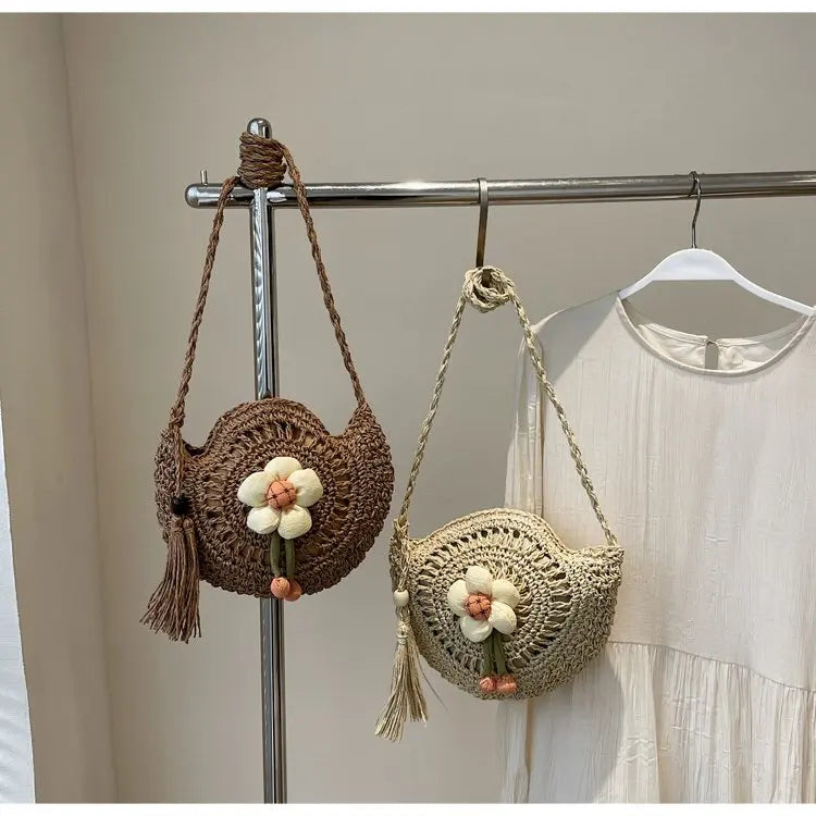Beachside Elegance: Women's Floral Woven Crossbody