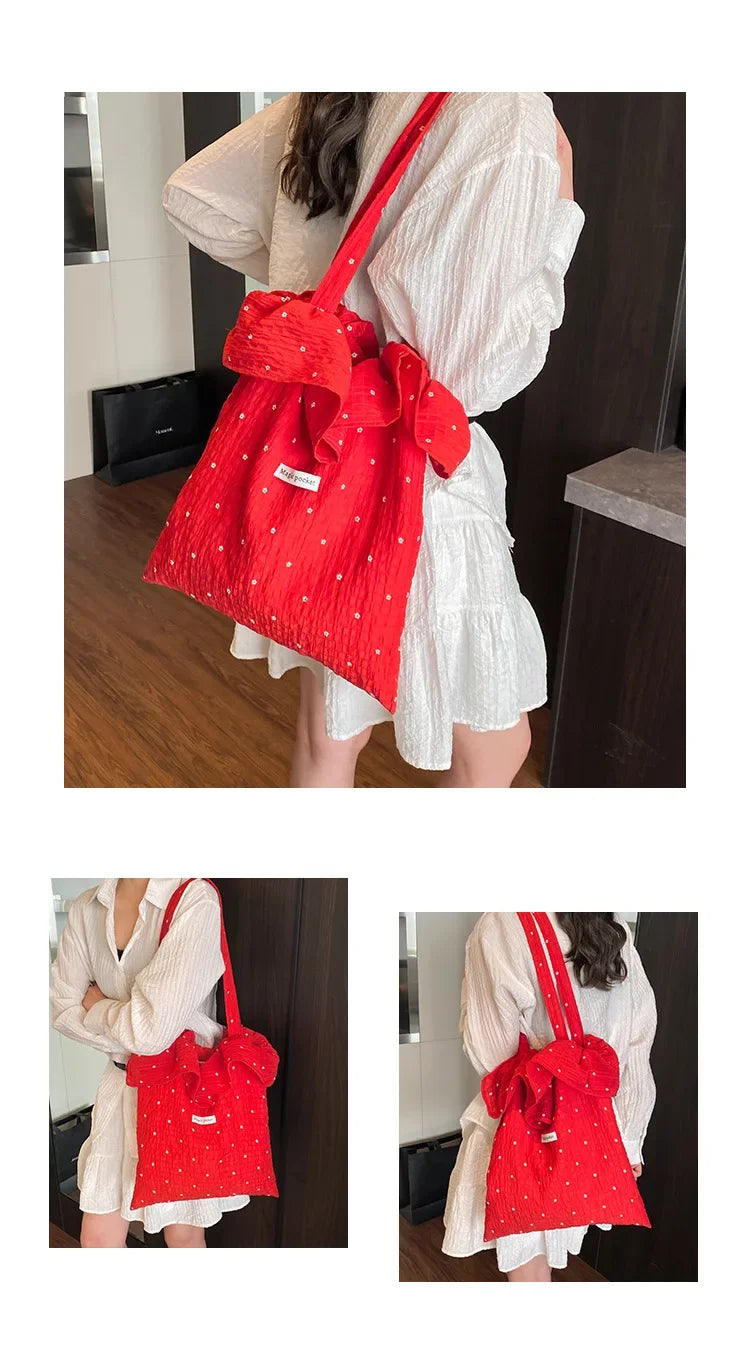 Elegant Floral Embroidered Ladies Shoulder Bag