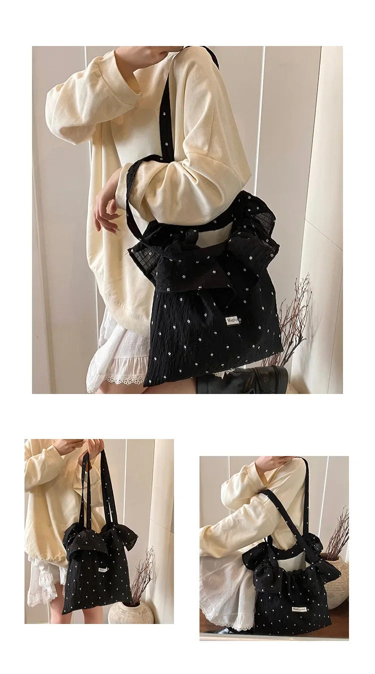 Elegant Floral Embroidered Ladies Shoulder Bag