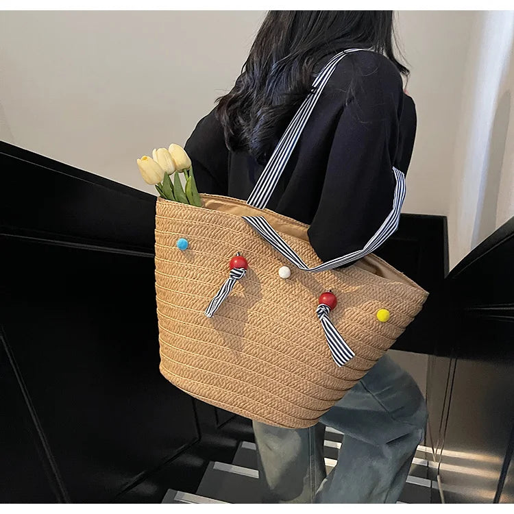 Elegance Woven Tote Bag - Chic & Versatile
