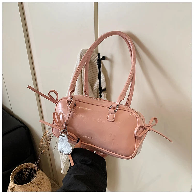 Elegance Boston Bag - Chic Women's Shoulder Handbag