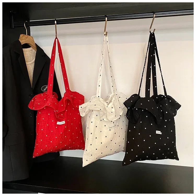 Elegant Floral Embroidered Ladies Shoulder Bag