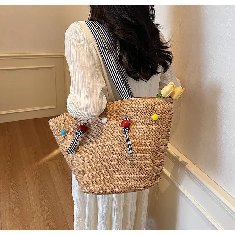 Elegance Woven Tote Bag - Chic & Versatile