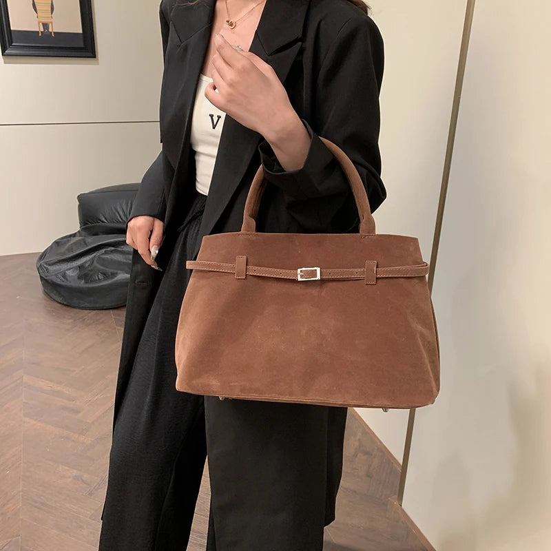 Elegant Velvet Tote Bag - Luxury Women's Handbag