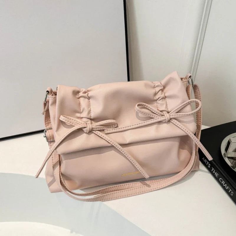 Elegant Women's Shoulder Tote - Versatile & Chic