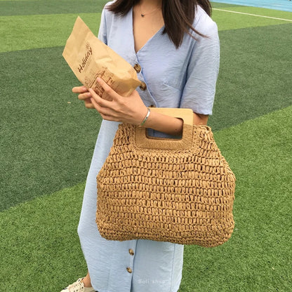 Elegant Woven Straw Handbag with Wooden Handle