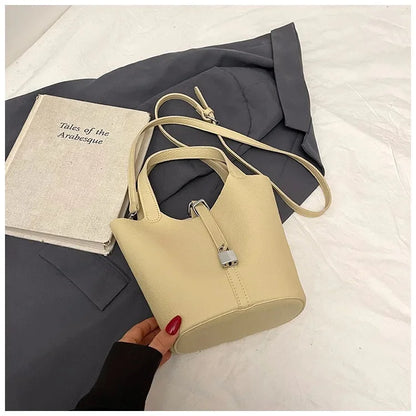 Elegant Women's Bucket Bag - Versatile & Chic