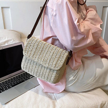 Exquisite Women's Raffia Crossbody Bag
