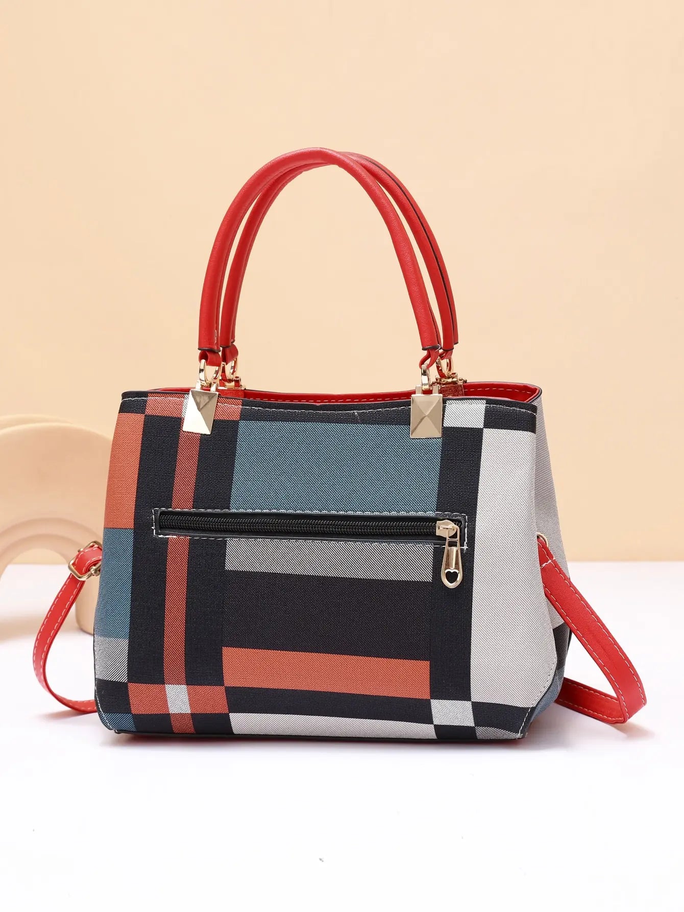 Exquisite Women's Luxury Handbag with Elegant Grid Design
