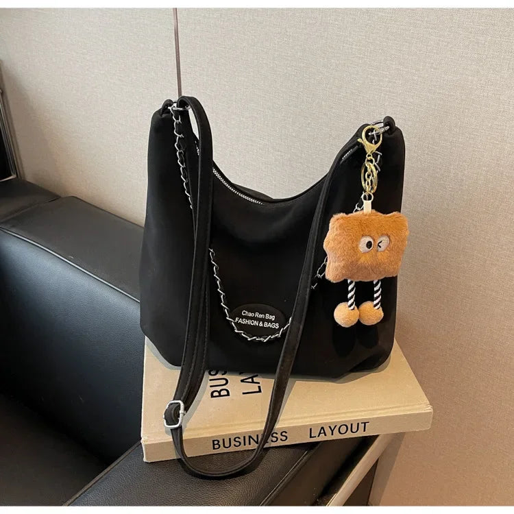 Elegant Retro Women's Shoulder Bag - Autumn Collection