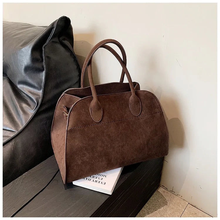 Exquisite Vintage Top-Handle Tote for Autumn Elegance