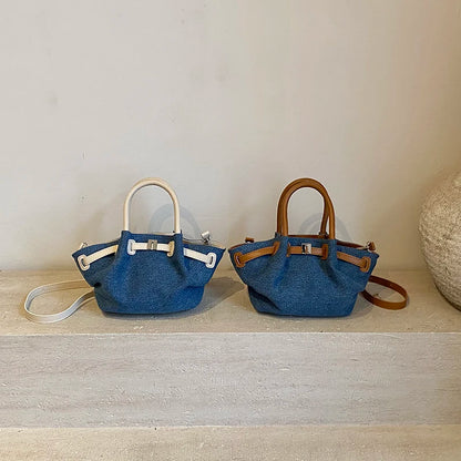 Elegance Defined: Luxurious Women's Small Crossbody Bag