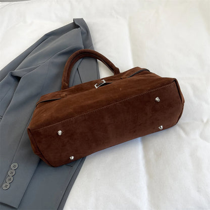 Elegant Velvet Tote Bag - Luxury Women's Handbag