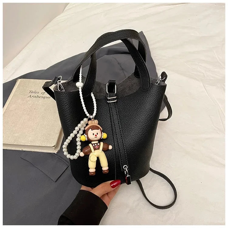 Elegant Women's Bucket Bag - Versatile & Chic