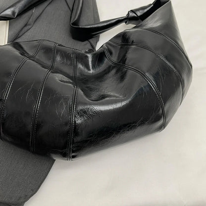 Exquisite Crescent Shoulder Bag - Soft PU Leather Elegance