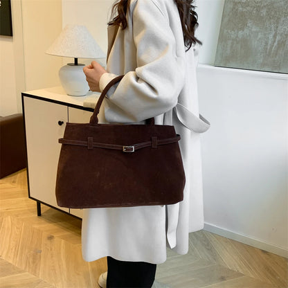Elegant Velvet Tote Bag - Luxury Women's Handbag