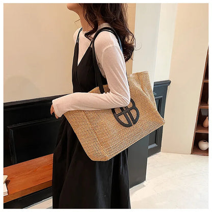 Elegant Straw Tote Bag - Luxury Beach Essential