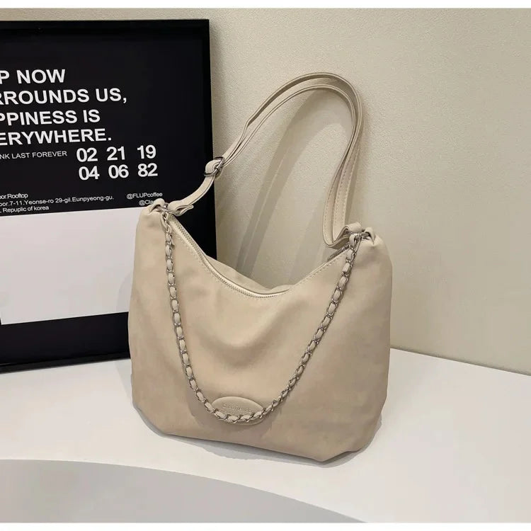 Elegant Retro Women's Shoulder Bag - Autumn Collection