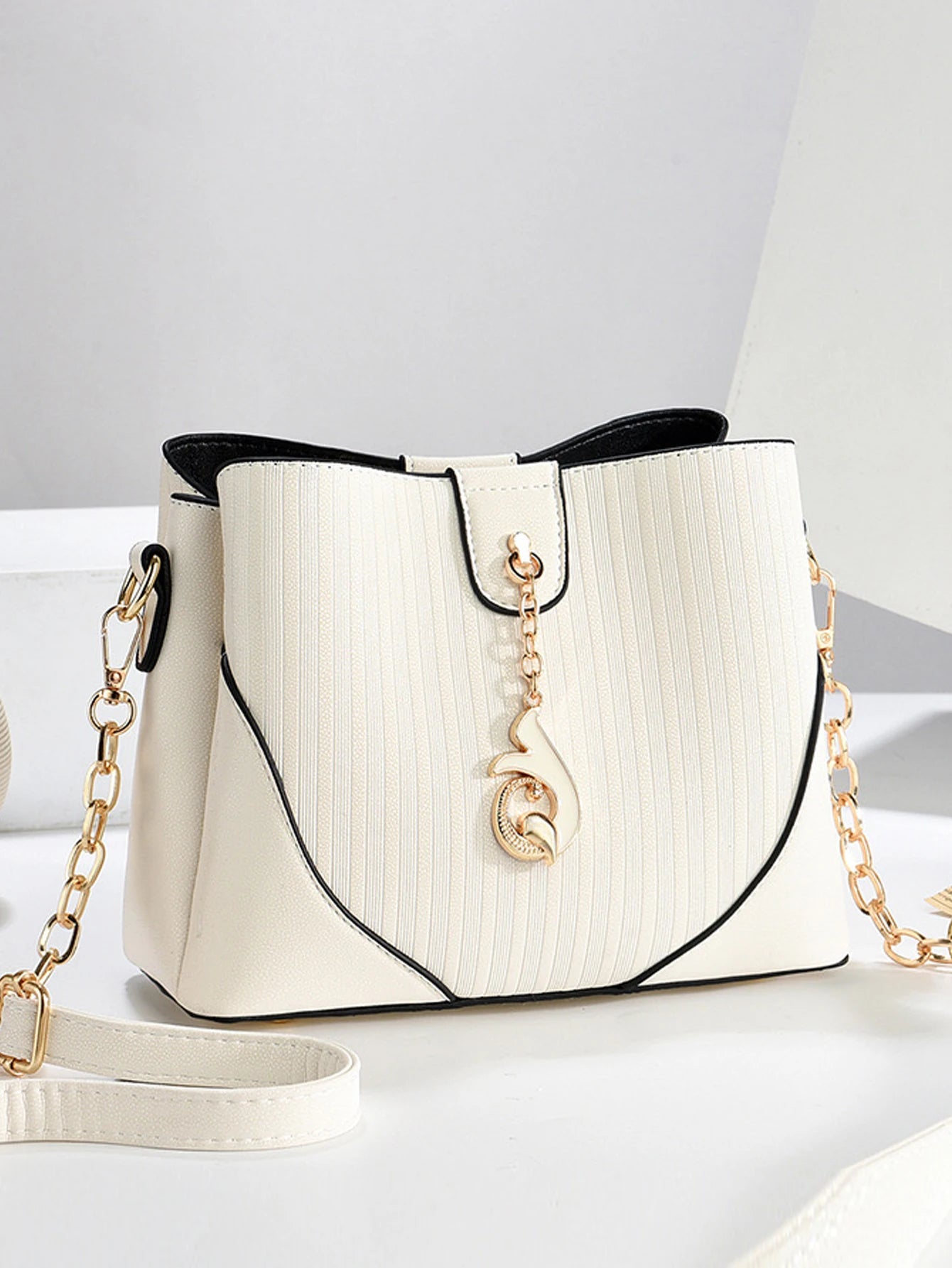 Exquisite Women's PU Leather Bucket Bag - Elegant Style