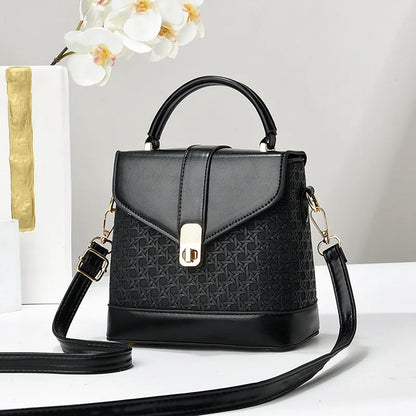 Elegant Women's Shoulder Bag - Timeless Style
