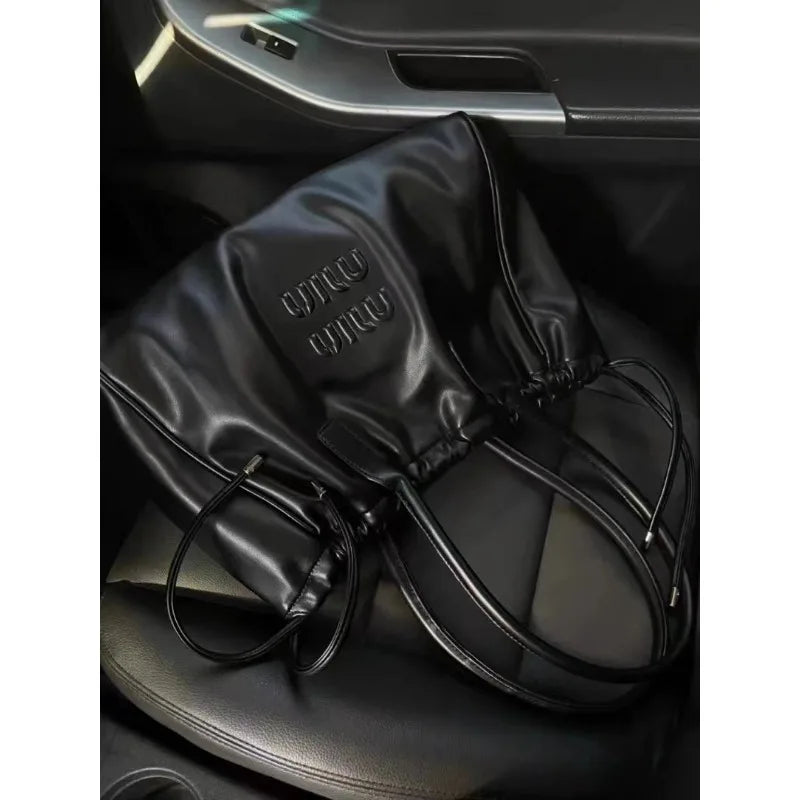 Exquisite PU Leather Women's Tote - Large Capacity & Waterproof
