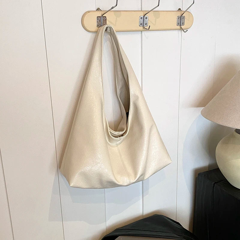 Elegance Retro Shoulder Bag - Luxurious PU Leather