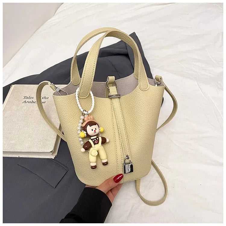 Elegant Women's Bucket Bag - Versatile & Chic