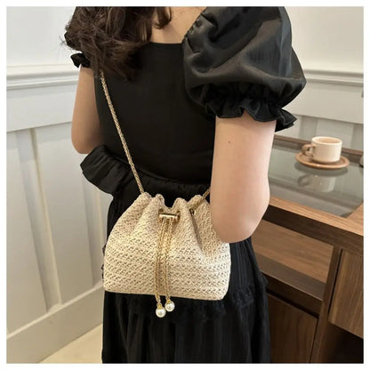 Exquisite Woven Straw Underarm Bag - Timeless Elegance