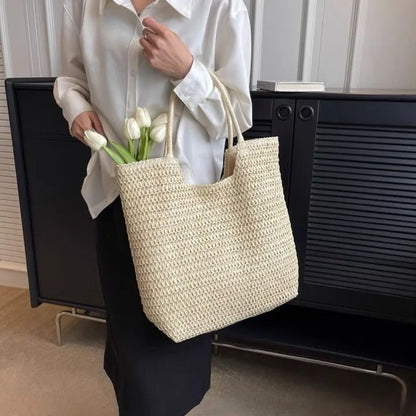 Elegant Woven Straw Hobo Bag - Spacious & Chic