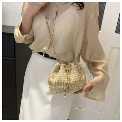 Exquisite Woven Straw Underarm Bag - Timeless Elegance
