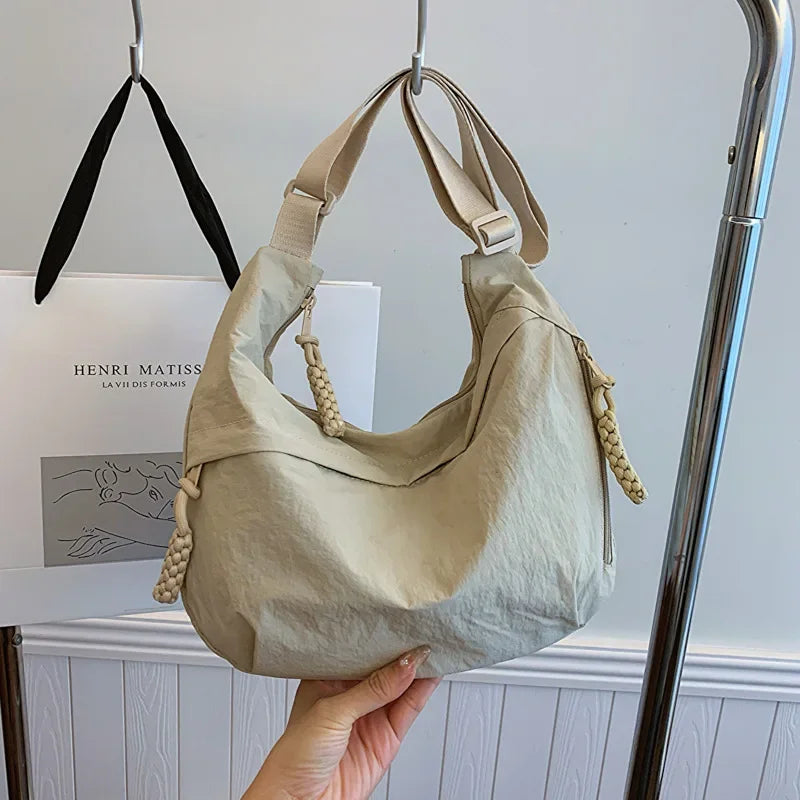 Exquisite Minimalist Dumpling Shoulder Bag