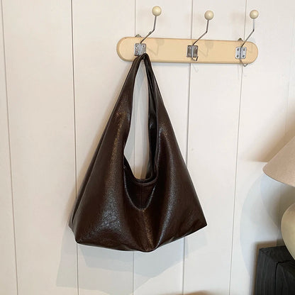 Elegance Retro Shoulder Bag - Luxurious PU Leather