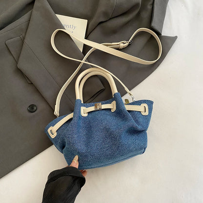 Elegance Defined: Luxurious Women's Small Crossbody Bag