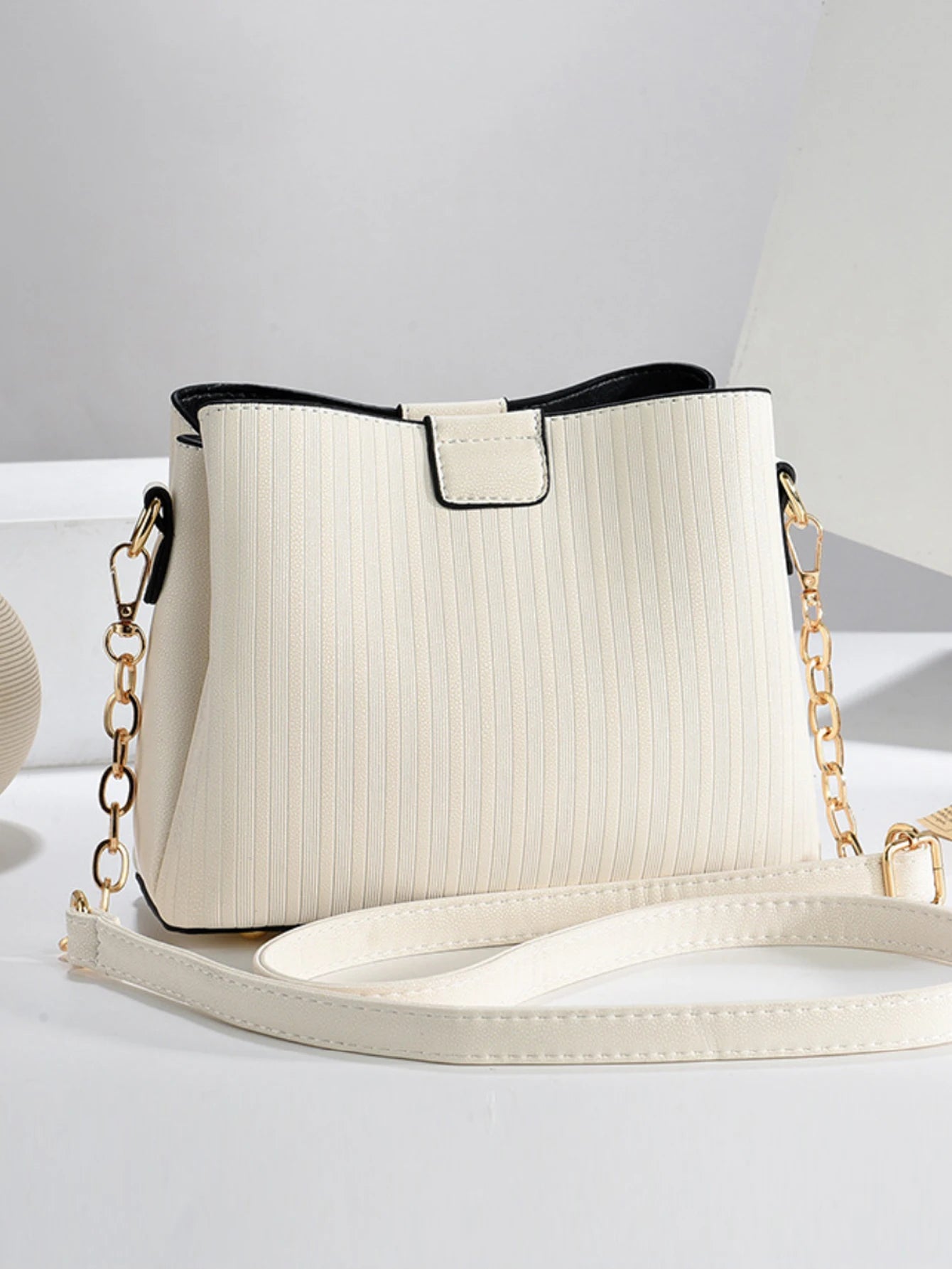 Exquisite Women's PU Leather Bucket Bag - Elegant Style