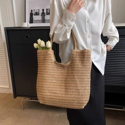 Elegant Woven Straw Hobo Bag - Spacious & Chic