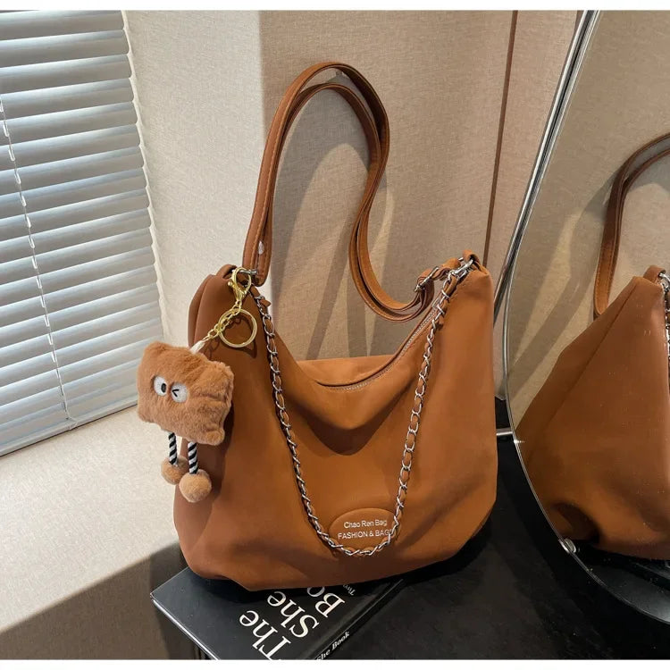 Elegant Retro Women's Shoulder Bag - Autumn Collection