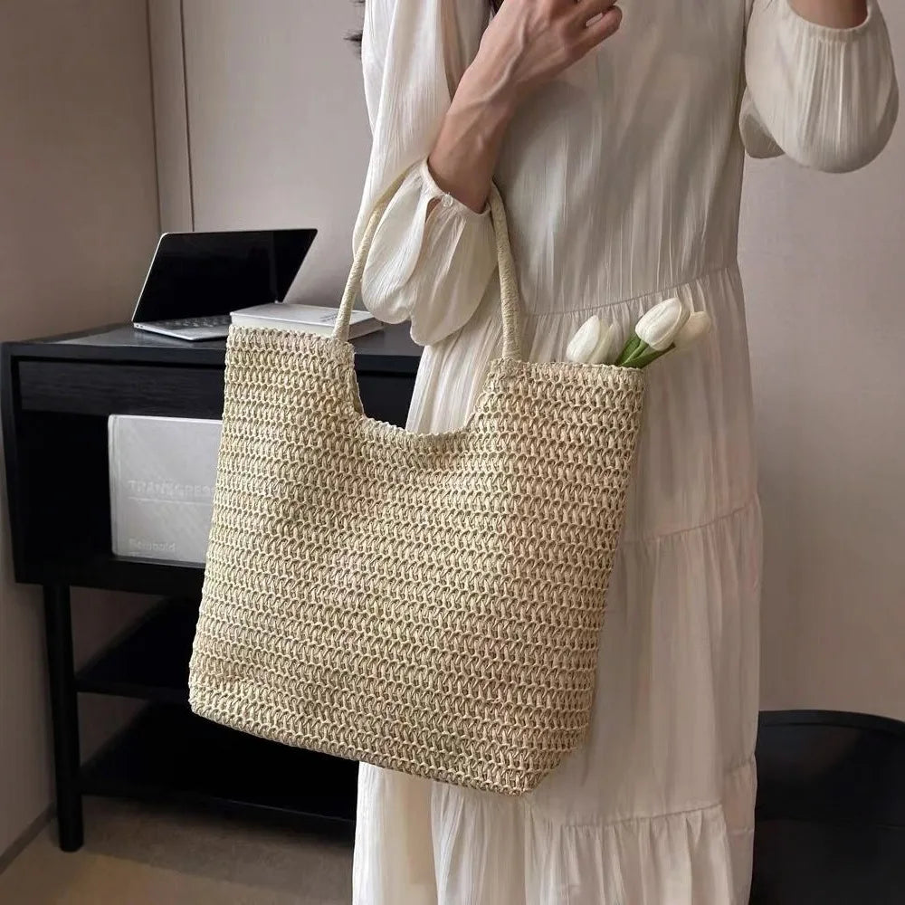 Elegant Woven Straw Hobo Bag - Spacious & Chic