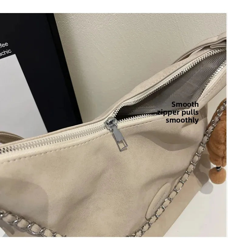 Elegant Retro Women's Shoulder Bag - Autumn Collection