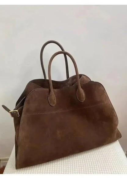 Exquisite Velvet Top-Handle Bag for Timeless Elegance