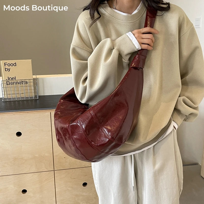Exquisite Crescent Shoulder Bag - Soft PU Leather Elegance