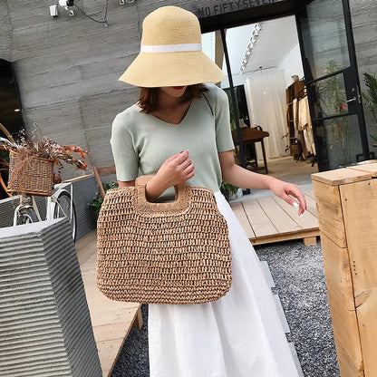 Elegant Woven Straw Handbag with Wooden Handle