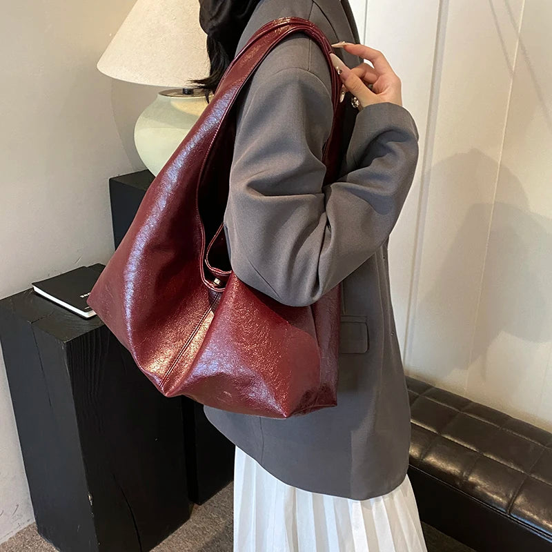 Elegance Retro Shoulder Bag - Luxurious PU Leather