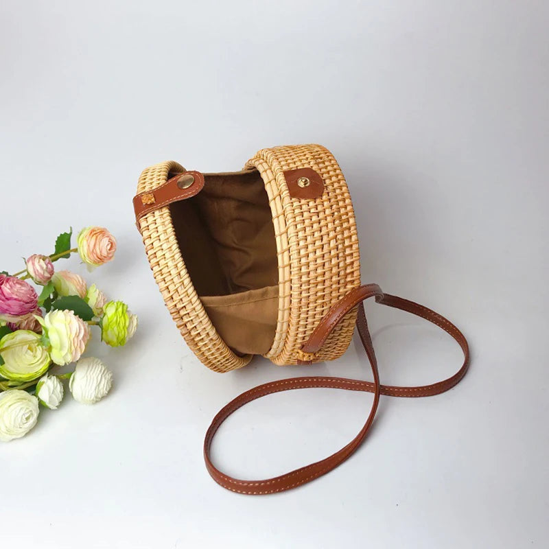 Exquisite Boho Rattan Shoulder Bag for Summer Elegance